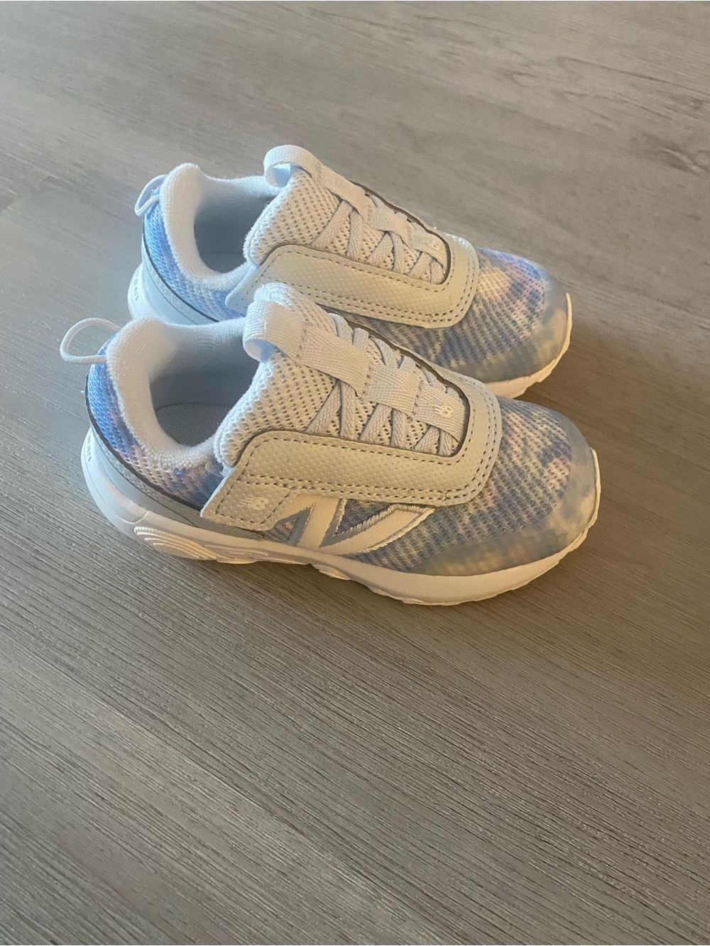 New Balance White and Light Blue Kids Sneakers